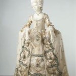 Suknia z XVIII wieku